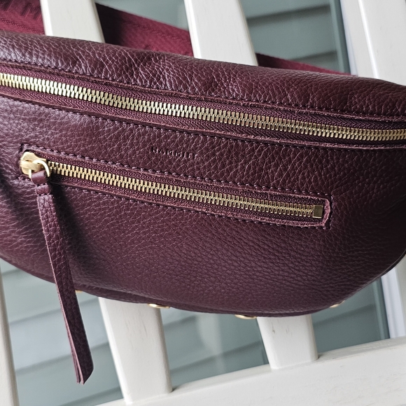 Hammitt Charles Crossbody med Cherrywood Pebble/Brushed Gold - Picture 6 of 10